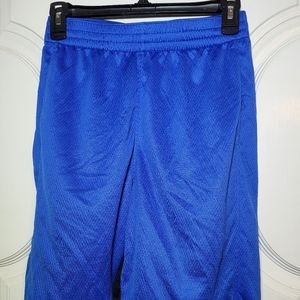 Set of 2 Nike Boys shorts Both are Size XL